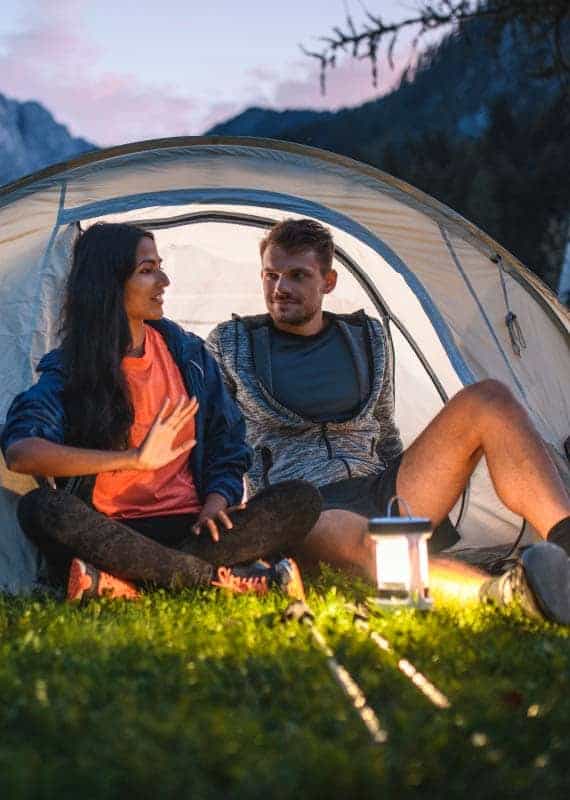 backpack-camp-lighting