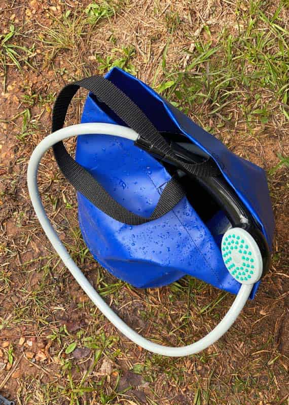 backpack-camp-showers-hygiene