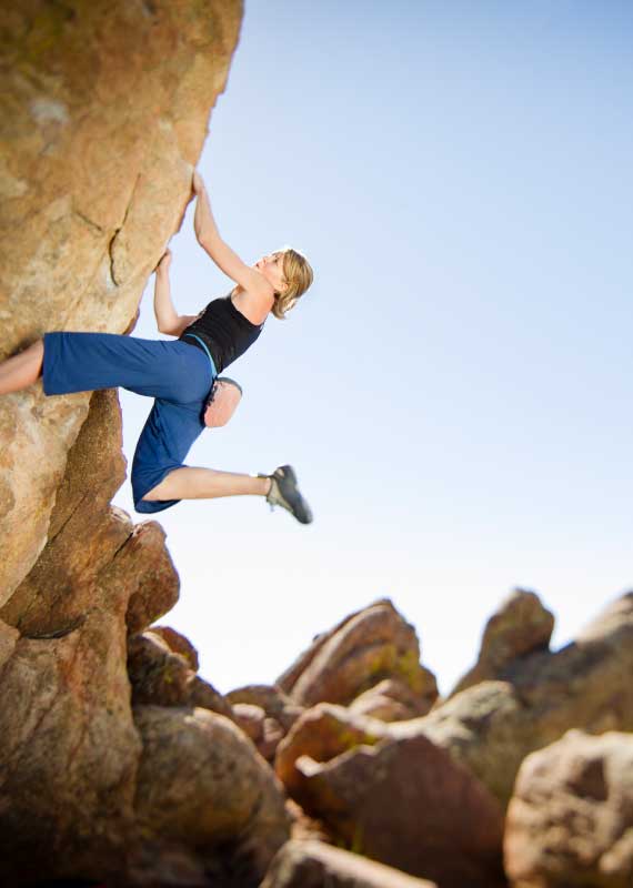 climb-bouldering