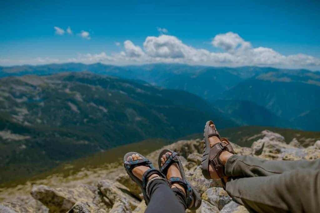 sandals for hiking women and men