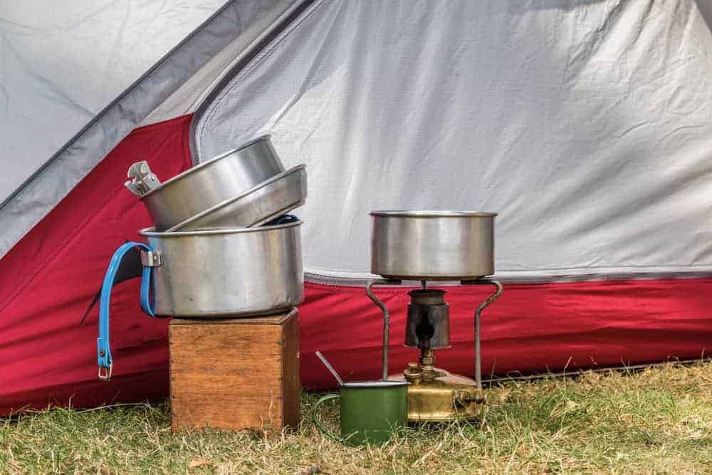 best backpacking mess kit is lightweight