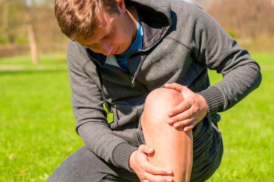 how to prevent tick bites when hiking- check your groin, armpits, behind your knees,