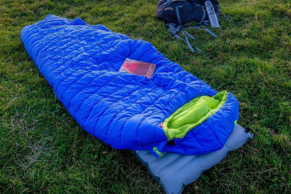 lightweight backpacking quilt for summer