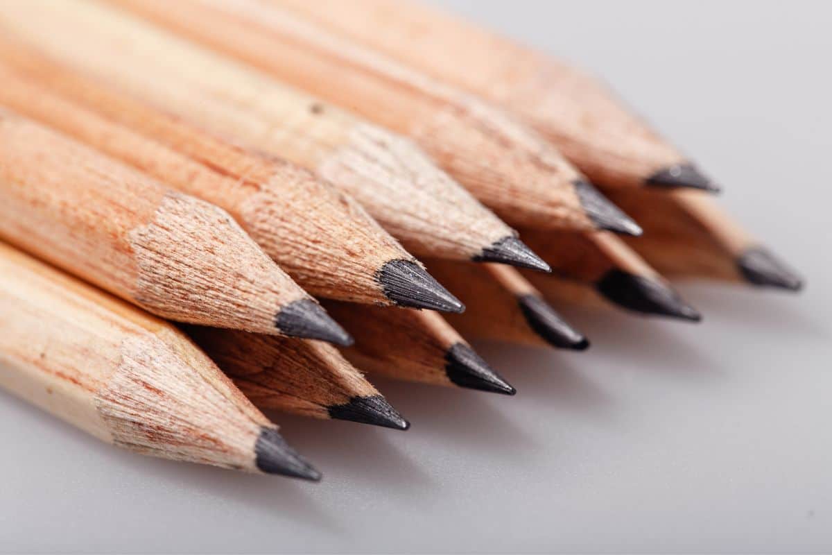 Write On- graphite pencils lubricate zippers 