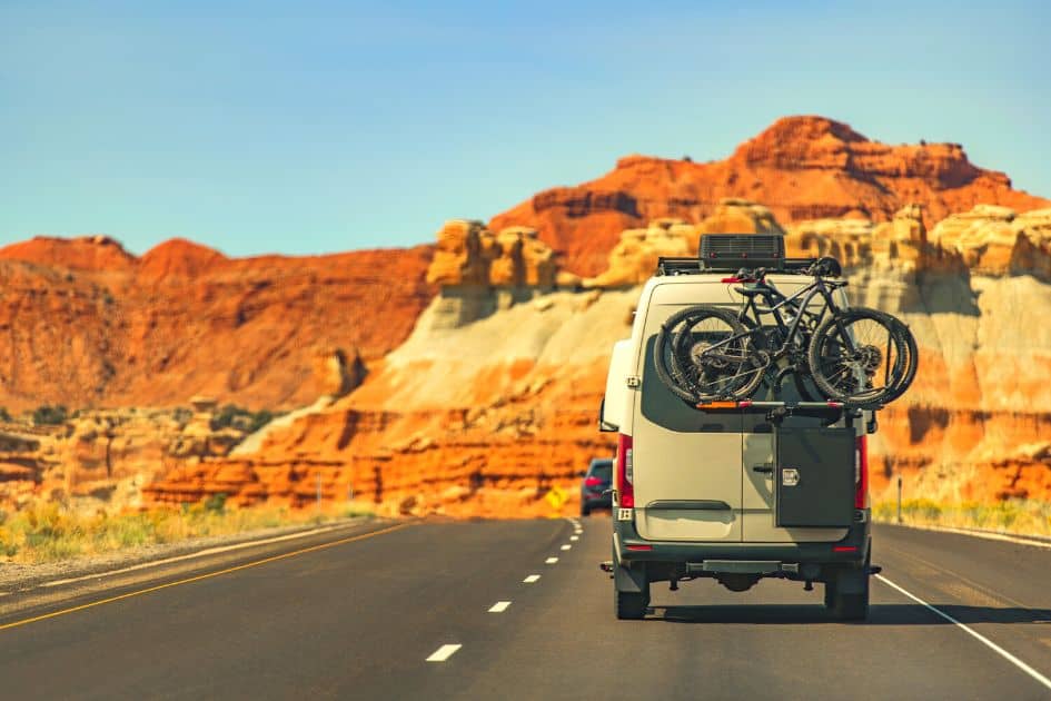 How to find a good campsite Camper rv on the road